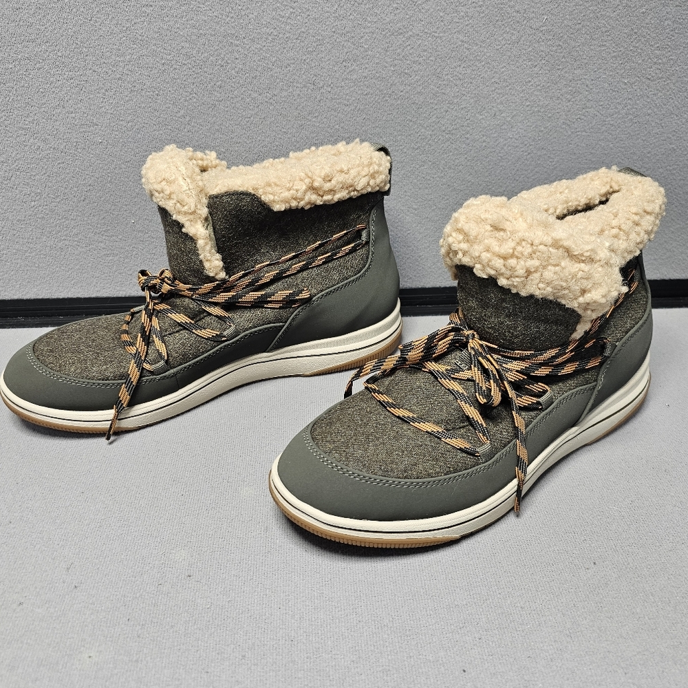 Clarks Cloud Stepper - Size 10M Gray Glacier Breeze Faux Shearling Winter Boots